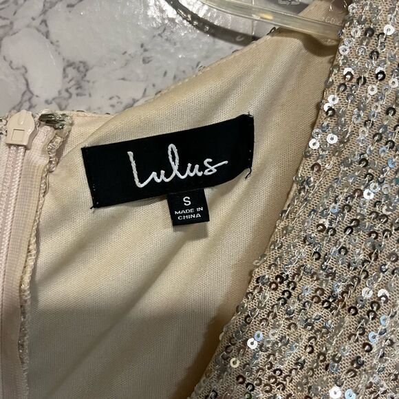 Lulus Weekender Silver Sequin Faux-Wrap
Mini Dress Size S - Picture 5 of 12